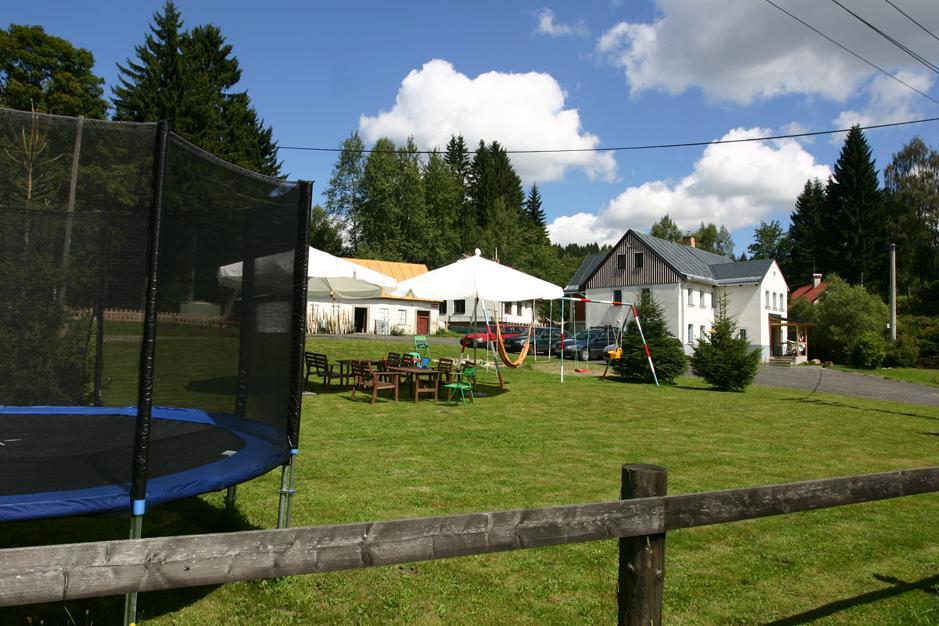 Jeleni Chata Skladanka Lučany nad Nisou エクステリア 写真